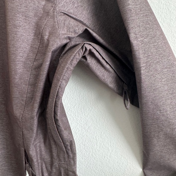 Helly Hansen Waterproof Jacket - Picture 3 of 5